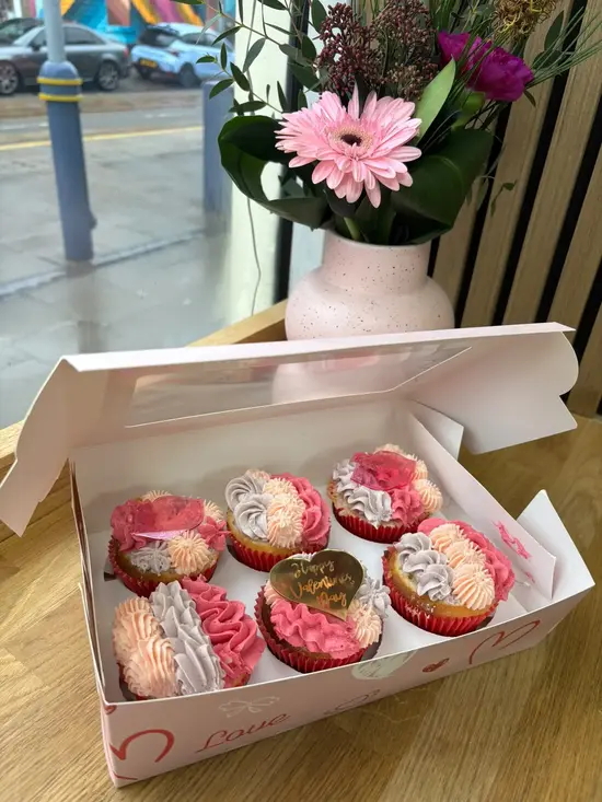 Custom made cupcakes